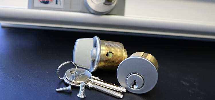 Commercial Lock Installation Dinuba